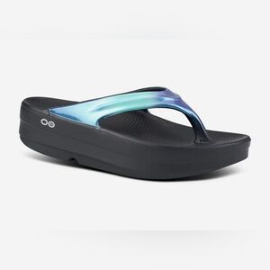 OOFOS OOmega OOlala Luxe Sandal in Atlantis Blue Chunky Platform Size 10